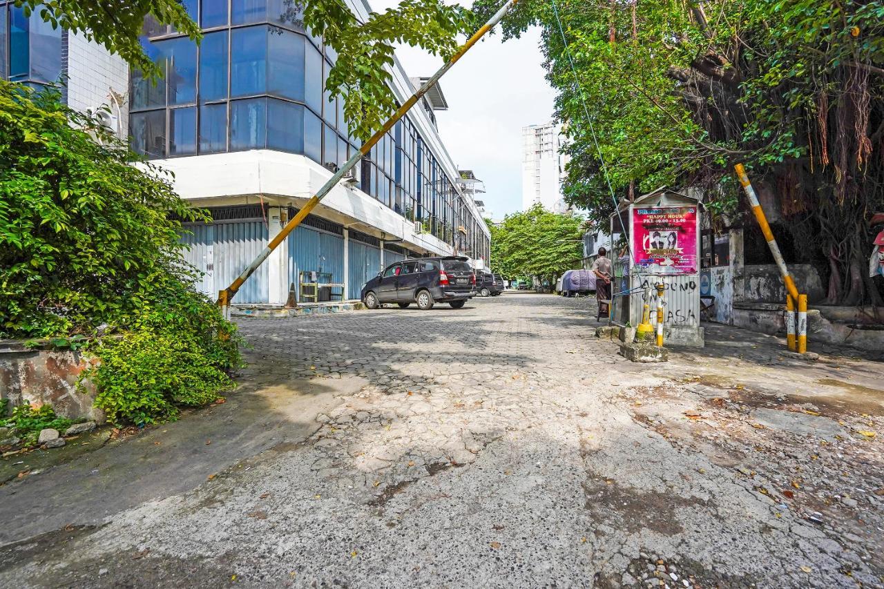 Spot On 90147 Gosepa Ambengan Plaza Hotel Surabaya Ngoại thất bức ảnh