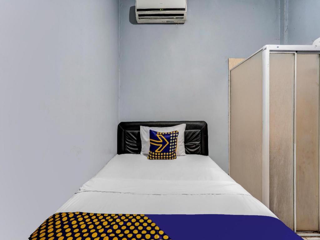 Spot On 90147 Gosepa Ambengan Plaza Hotel Surabaya Ngoại thất bức ảnh
