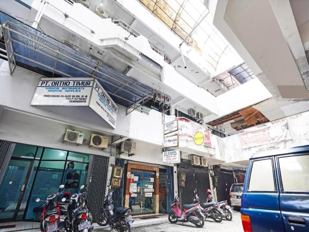 Spot On 90147 Gosepa Ambengan Plaza Hotel Surabaya Ngoại thất bức ảnh